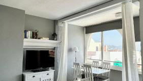 Studio with pool and sunrise view at 10 min beach walk - Foto 4