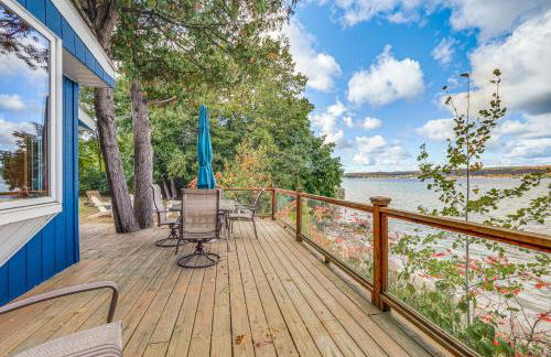 Fireplace! Waterfront Gem Near Leelanau Wine Trail - Foto 2