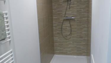 Le 206 Appartement Moderne et Cosy-Terrasse -Centre-Parking-Wifi - Foto 2, Shower, heating