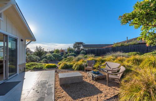 High Tide Haven - Hot Tub Harbor Views - Foto 33