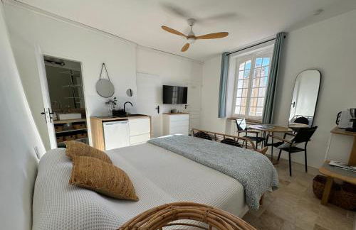 Studio Liège, vue mer au village de Bormes les Mimosas - Foto 3