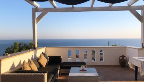 Sunset Apartments - Photo 1