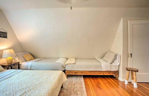 The Old McCullough Home with Rooftop Deck, View - Foto 25