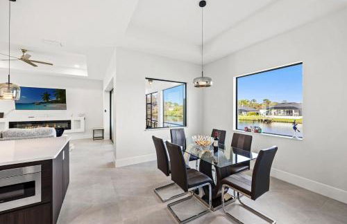 Modern Waterfront Bliss - Foto 17