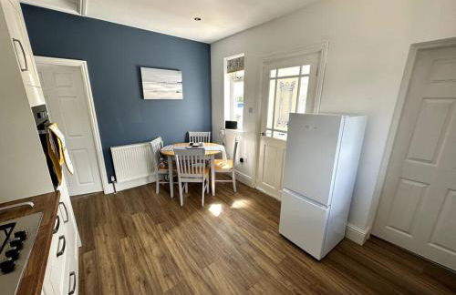 Seaside Snug - Gorgeous 2 Bed Seaside Bungalow - Foto 2