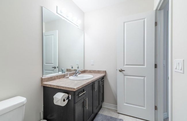 Lakeshore 3BR 2 5BA Townhome 1 min to the Beach - Photo 49