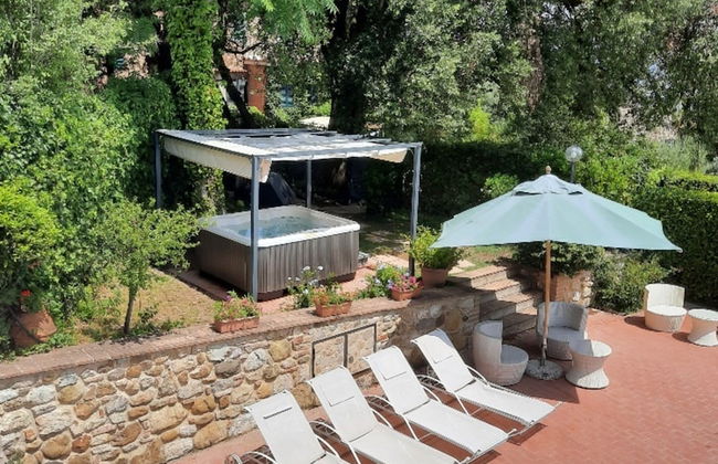 Holiday Home in Town Center with Pool, Garden, Hot Tub - Foto 20