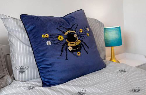 Springfield Deer View -No Commercial Sign written Vehicles,Private Hot Tub , 2 Dogs Max,Fishing Nearby & Communal Swimming Pool ,Pool open April to September - Foto 37