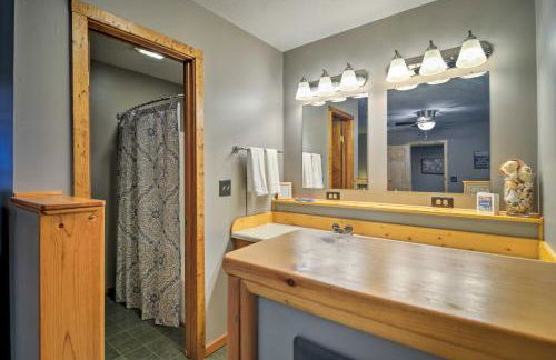 All Season Big Bear Lake House, Walk to Beach - Foto 16