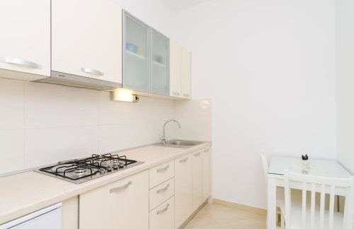 Apartments & Rooms Bari i - Superior Studio Apartment with Balcony and Garden View G2-7 - Foto 16