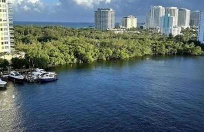 Modern Condo by the Beach, Water Taxi Stop, Prime Location! - Foto 27
