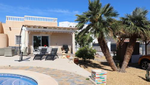 Chalet Athos, Ferienwohnung mit Pool,Dachterasse, Meer und Bergblick in San Juan de los Terreros - Foto 3, Garden, sunbed