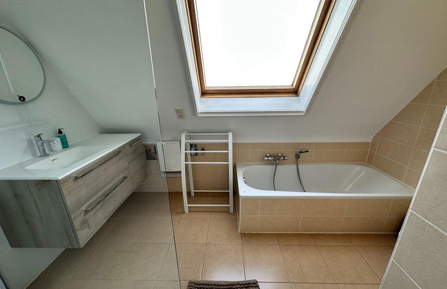 Quiet Getaway w/ Terrace - Foto 21