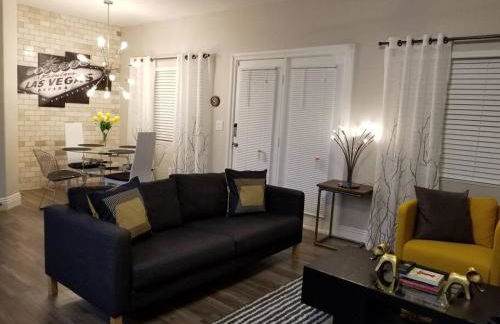 A - Fully remodeled and professionally decorated - Foto 12