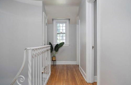 Elegant 3BR Oasis in Dundee Close to Downtown - Foto 23