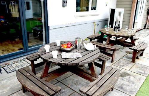 Four Corners Holiday Home with Hot Tub & Sauna - Photo 103