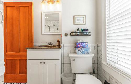 Historic Mystic Home, Walk to Seaport and Downtown - Foto 13