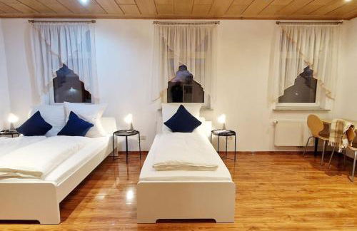 XXL Apartment in Leipzig, bis 14 Personen, Selbst Check-In - Photo 19