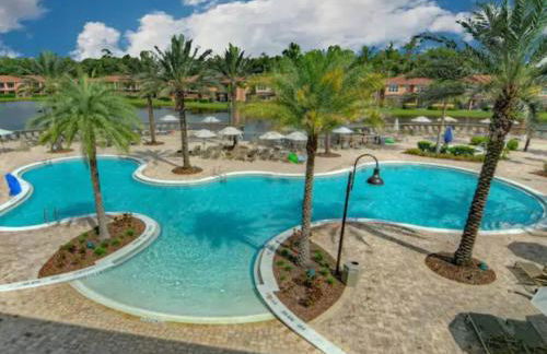 Resort Home near Disney Themed Jacuzzi Pool 2609 - Foto 70