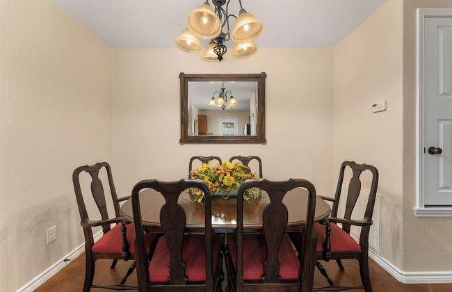 Spacious 3BR Home in Amazing Location - Photo 28