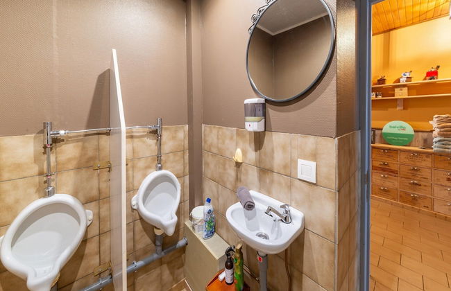 Expansive Holiday Home in Ardennes with Hot Tub - Photo 29