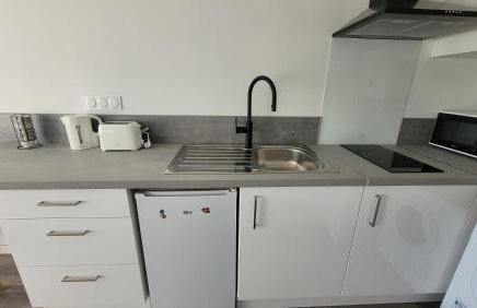 Studio NEUF et élégant avec CLIM - Photo 7