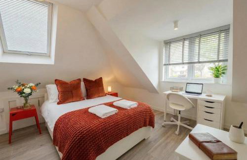 Paradigm Court, Modern 1-Bedroom Apartment, Oxford - Photo 2