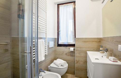 Lake View Terrace Over The Borromean Isla - Happy Rentals - Foto 17