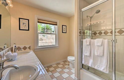 Luxe Vista Getaway with Private Pool and Hot Tub! - Foto 19