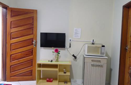 Apê 02 - confortável e perto de tudo - Foto 2