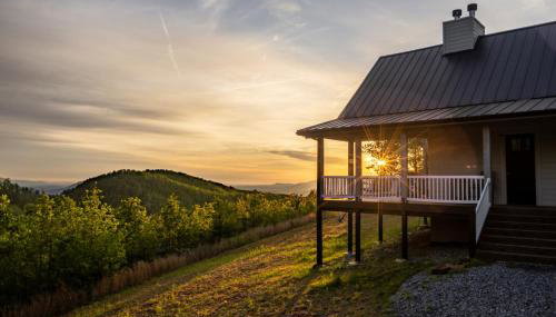 Mountain Top Escape w Hot Tub, Fireplace and Views - Foto 1