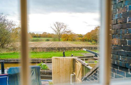 Belvedere House - Serene Countryside Escape - 4 Bedrooms Sleeps 8 - Photo 41