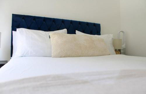 The Ivy Abode, Stylish 2-Bed Apartment Free Parking - Foto 21