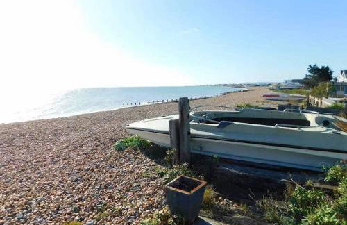 Beautiful 4 Bed Beach House - Foto 30