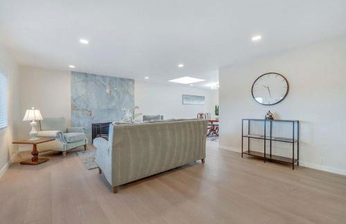 Hey I Am Adriana On The Block Pool BBQ - Foto 70