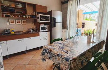 Casa a 50m praia da Pinheira configuravel de 1 ate 8 pessoas - Foto 4