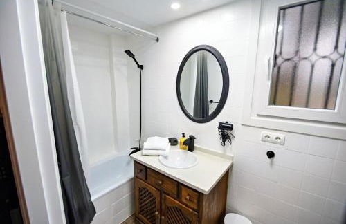 Serene Lakeview Retreat - Foto 14