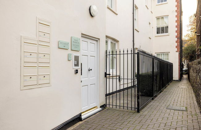 SACO Cardiff – Cathedral Road - Foto 22