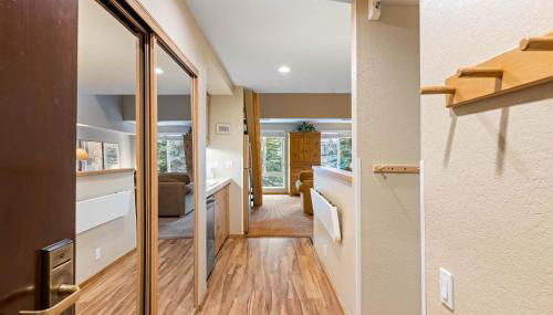 Palisades Tahoe Lodge Rentals Studio Loft #334 - Foto 2