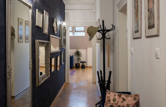 Decadent Art Deco Apartment in Old Town - Foto 39