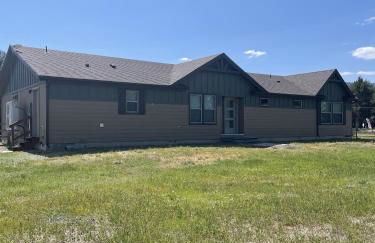 New! Grand Manor - Close to Tamarack and Lake Cascade - Pet friendly - fenced yard - trailer parking - Foto 32