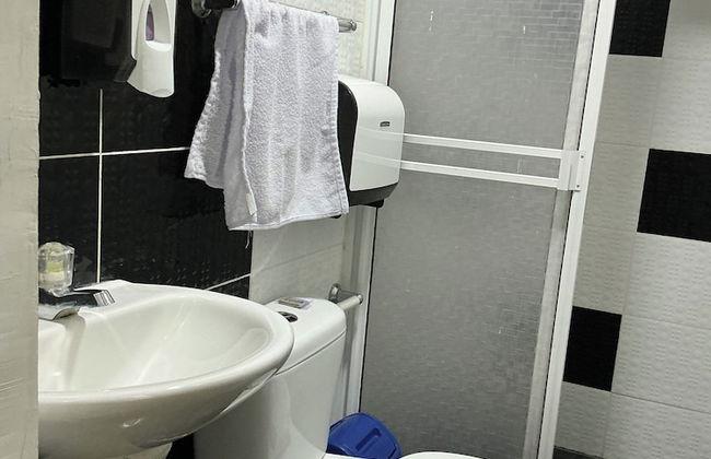 Aparta Suites Torre De Prado - Photo 29