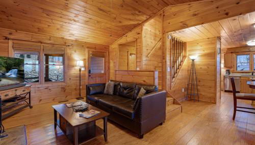 Eagles View Ridge - Gorgeous Mountain Views from the Hot Tub + Firepit - Foto 5