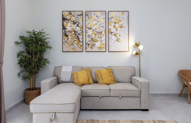 Waves - Stylish 1BR Close to IMG World & Global Village - Photo 10