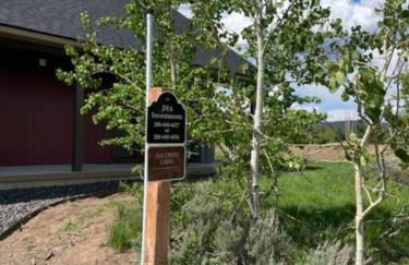 3505 Joseph Dr Cabin with breathtaking views, 30 miles to Yellowstone - Photo 13