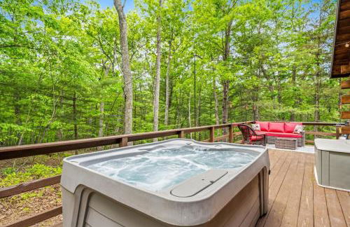 Mallard Creek Cabin - Firepit - Kitchenette - Large Deck - Gas Grill - Foto 25