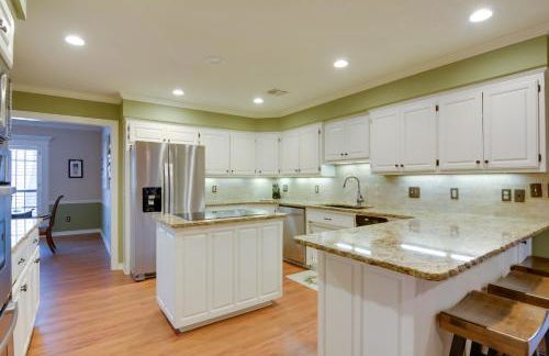 Private Pool and Game Room Upscale Home in Vinita - Foto 8