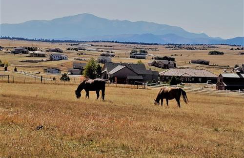 Peak Valley Manor, a Modern Farmhouse - Foto 158