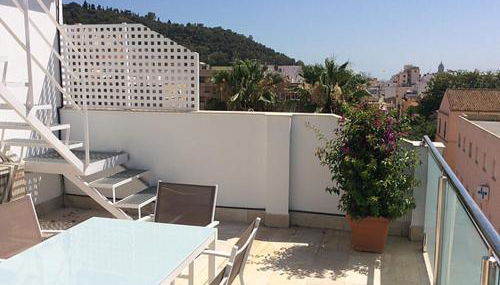 Victoria Luxury Penthouse - Photo 4