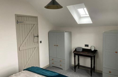 Great country-style house with a courtyard - Photo 20